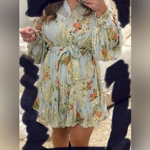 Dress Shoet Blue and Gold floral